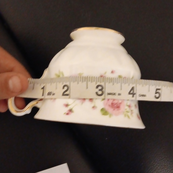 Vintage| Dainty Floral Pink Rose  white teacup saucer set - Picture 5 of 7